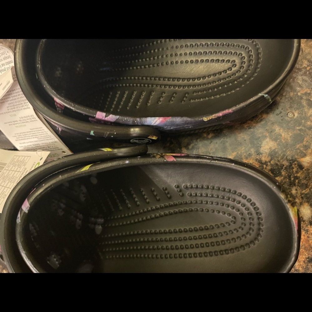 Crocs - Picture 4 of 5
